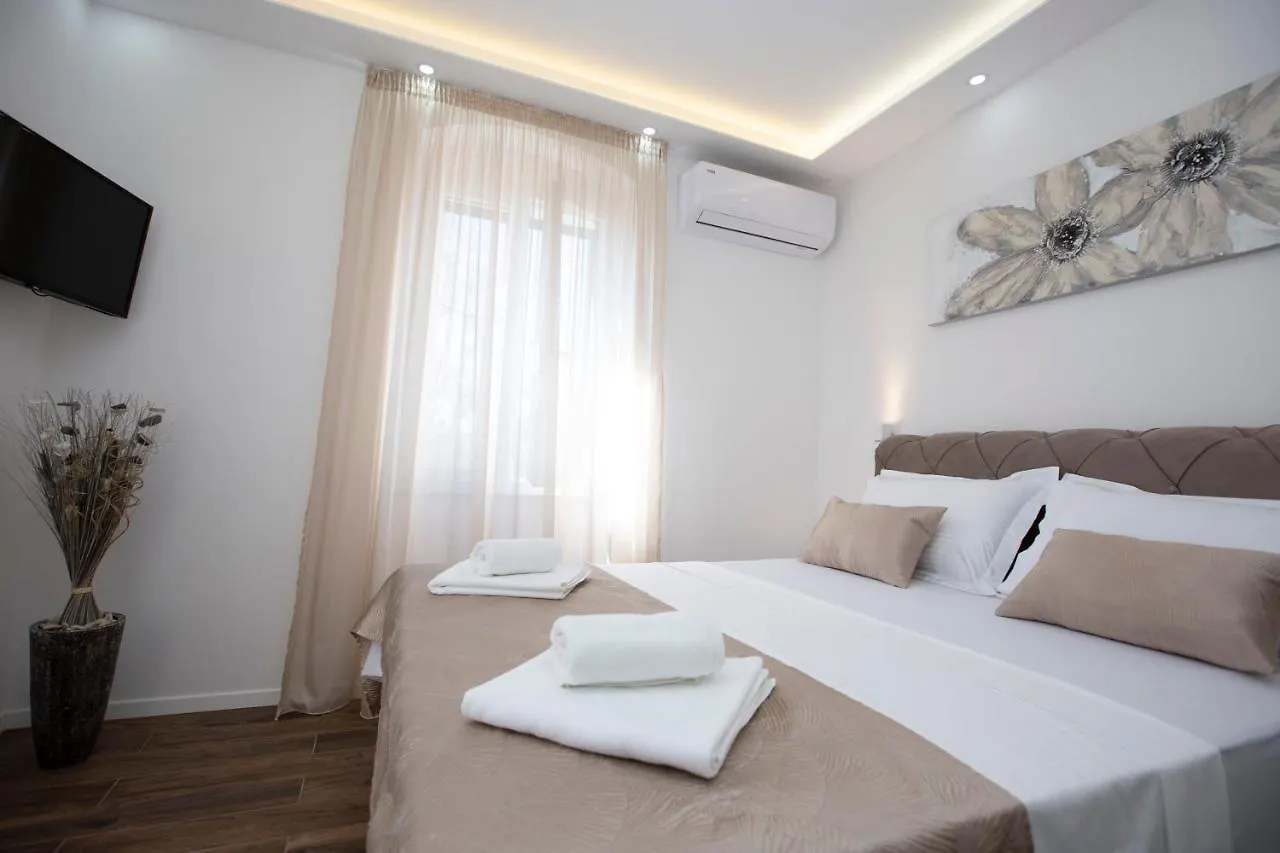 Old Town Apartment Anamarija 스플리트